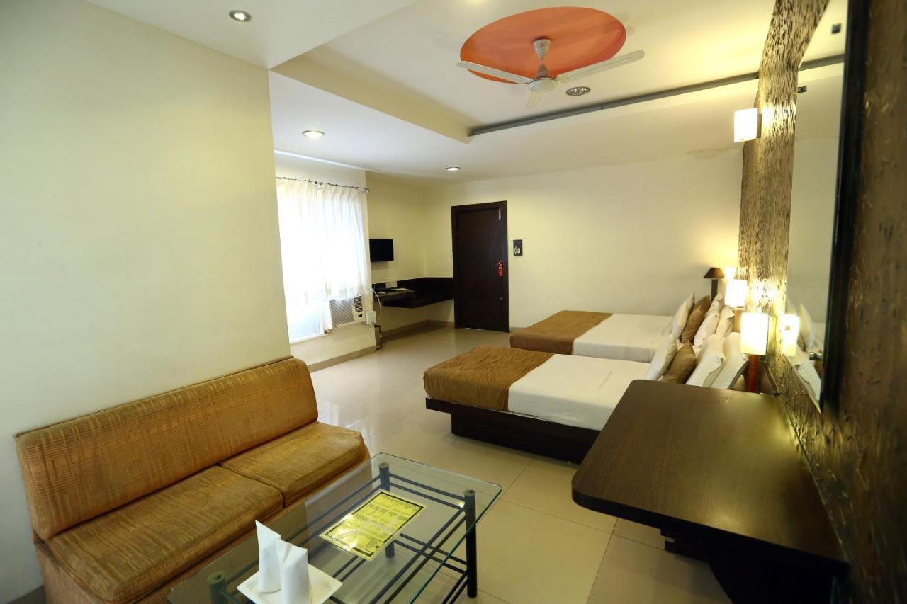 Hotel Paradise Indore Exterior foto